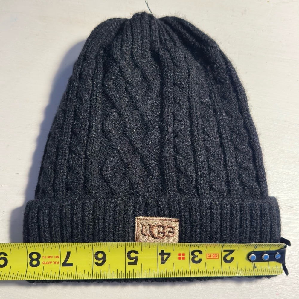 UGG Men's Black Knit Beanie Unisex - Picture 7 of 8